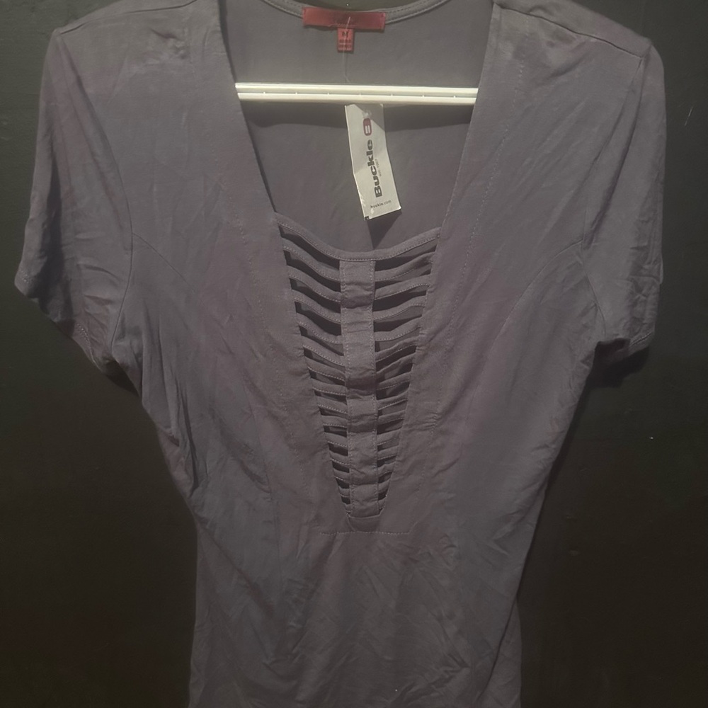 bebe Charcoal Short Sleeve V-Neck Top